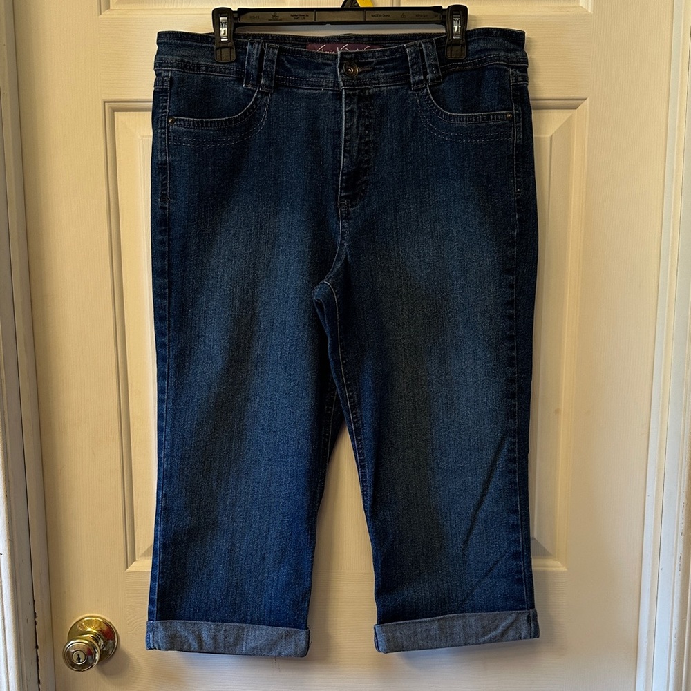 Gloria Vanderbilt Classic Denim Capris